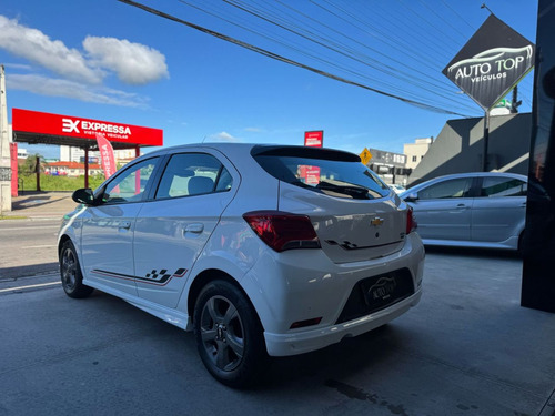 Chevrolet Onix ONIX HATCH EFFECT 1.4 8V F.Power 5p Mec.