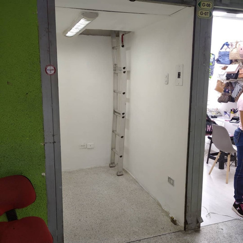 Imagen 1 de 2 de Se Alquila Local Cc Freemarket Planta Baja
