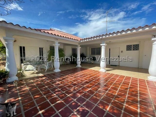 Imagen 13 de 13 de Casa Ubicada En Zarabon, Muy Bien Distribuida En Una Superficie De 2.286mts3, Con Muy Buenos Acabados. #22-15286.