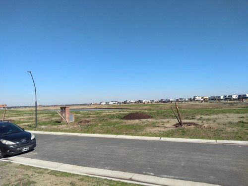 Imagen 3 de 16 de Increible Lote En Virazon Al Lago Central