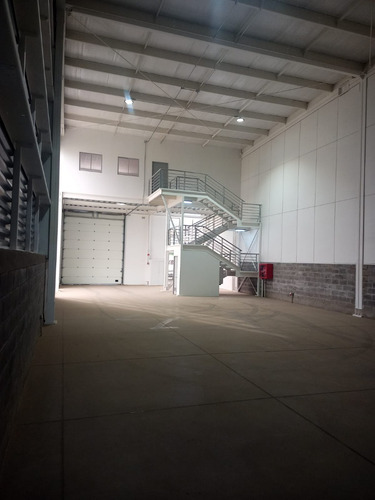 Atención Inversionistas Bodega Como Nueva En Condominio