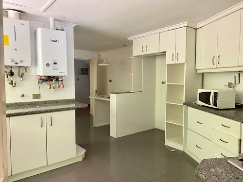 Imagen 11 de 20 de Estupenda Casa Con Gran Jardín Y Calefacción Central