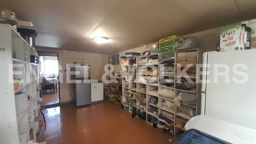 Venta De Hostal Funcionando Con Casa Amoblada En Parcela.