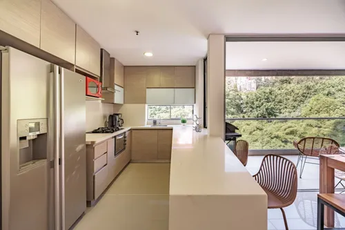 Apartamento En Arriendo En Provenza. Cod A15650