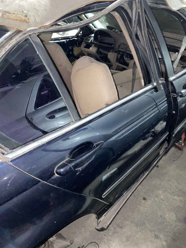 Puerta Trasera Derecha Bmw Serie 3 320 330 325 1999 A 2005 (Usado)