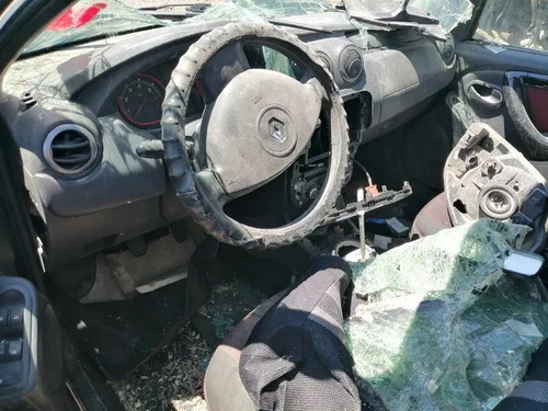 Imagen 5 de 7 de Renault Stepway Sandero Estandar Por Partes Yonke Deshueso