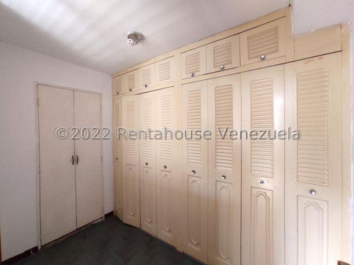 Apartamento Amplio En Calicanto Resd. Caroni. Ljsa 23-4948