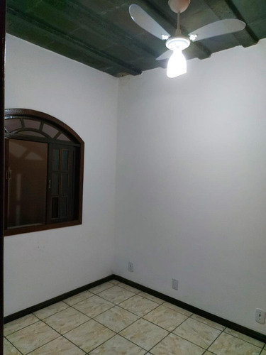 Vende-se Casa Em Cabo Frio Próxima Da Praia!