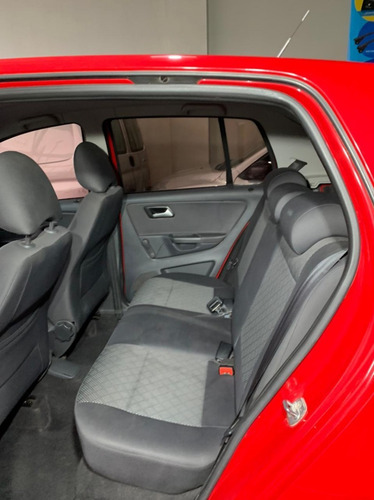 Imagen 7 de 10 de Volkswagen Fox Comfortline 1.6 5p