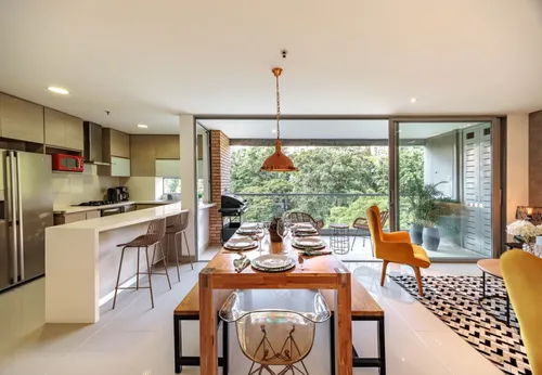 Apartamento En Arriendo En Provenza. Cod A15650
