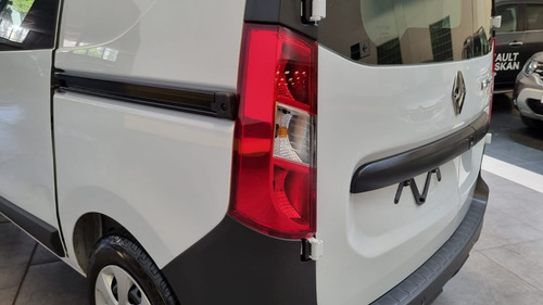 Imagen 9 de 25 de Renault Kangoo Express 1.6 Confort 5 As Promo T.22.9% (mb)
