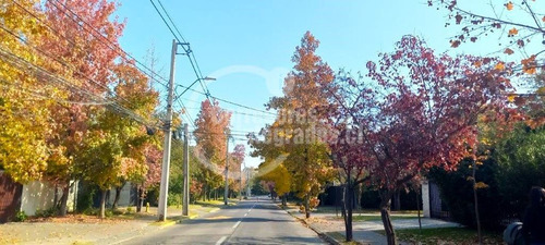 Venta Casa, Ubicación Privilegiada Sector Borde Río,vitacura