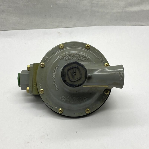 New Fisher Controls 1/8 Orf Pressure Relief Valve R52 Ccd