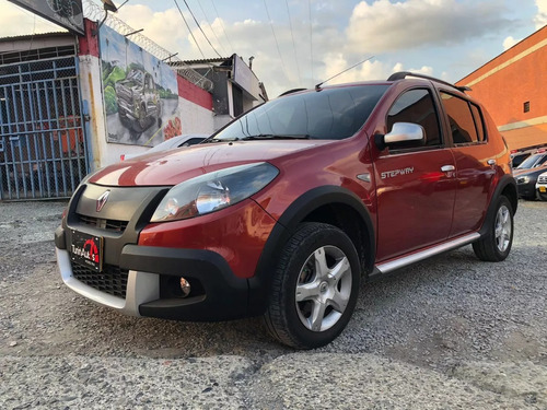 Renault Sandero Stepway 2014