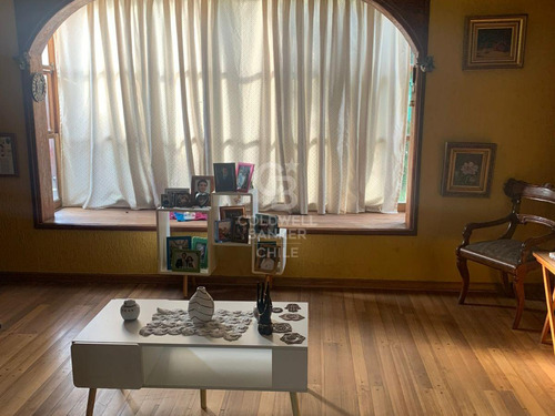 Casa Familiar En Escriva De Balaguer, Lo Barnechea