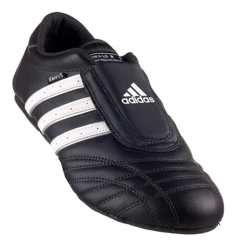Sapatilha adidas cheap taekwondo