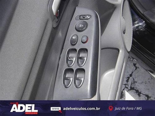 Honda Civic 1.8 Lxs 16v Flex 4p Automático