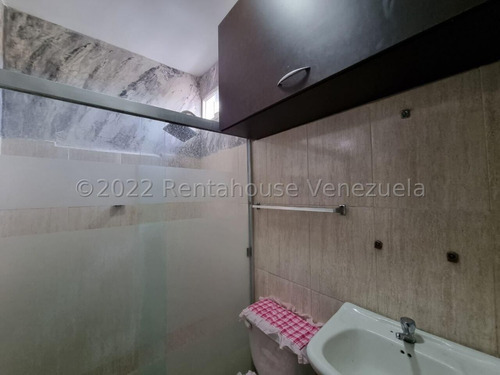 Imagen 23 de 30 de Casas En Venta En Trapicabudare, Lara 22-22769 Lcdo Romer Gonzalez Profesional Inmobiliario Renta House