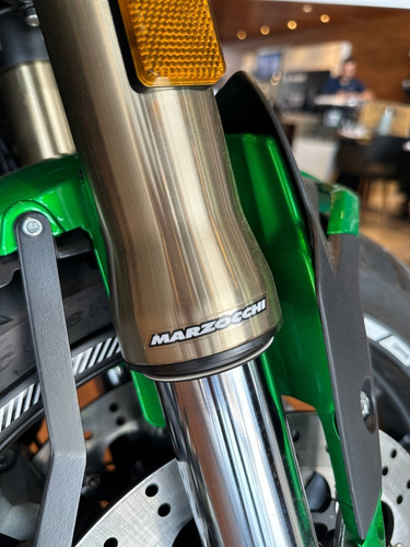 Imagen 9 de 16 de Benelli 752s