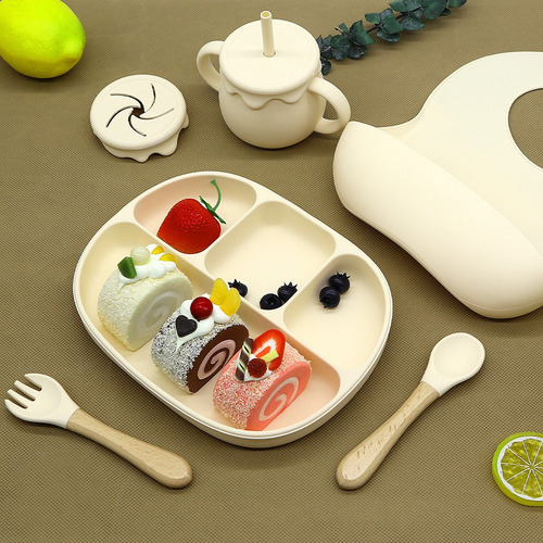7 Utensilios, Plato, Cuchara, Babero, Tazas Con Pajita