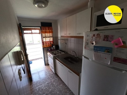 Imagen 13 de 19 de Se Vende Excelente Departamento Tres Amb. Con Cochera (villa Madero)