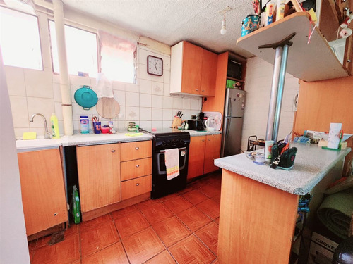 Departamento En Venta De 2 Dorm. En Maipú