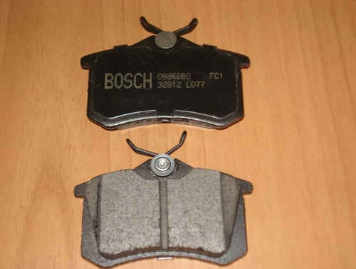 Imagen 2 de 3 de Pastillas De Freno Traseras Bosch P/ Audi A3 - Vw Bora Golf