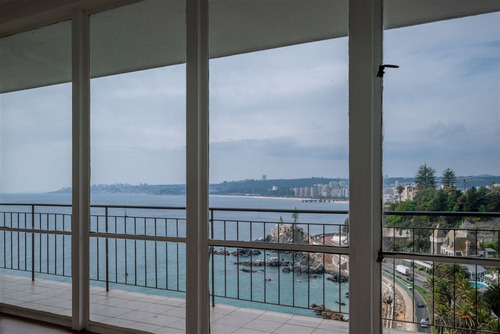 Departamento Con Vista En Venta De 2 Dorm. En Cerro Castilo