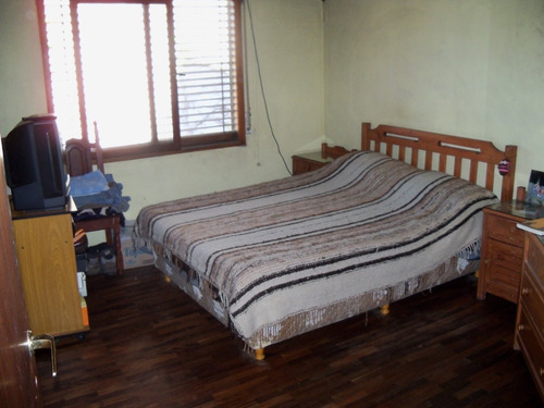 Imagen 8 de 14 de Chalet En Dos Plantas, Barrio Luna, Hurlingham