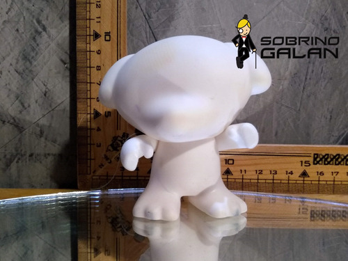 Kid Robot En Blanco Para Customizar