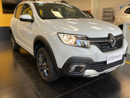 Imagen 15 de 24 de Renault Sandero Stepway 1.6 Cvt