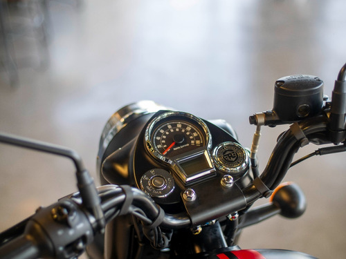 Imagen 8 de 25 de Royal Enfield Classic 350 Dark Stealth Reserva La Tuya Ya!