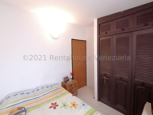 Imagen 18 de 30 de Casas En Venta El Amanecer Cabudare Lara. 3 Habitaciones 2 Baños 2 P/e Cod # 22 - 7781 Katty Vasquez Rentahouse 412 - 1498654 Contactame! Excelente Precio De Oportunidad E Inversion. Negociable !!!