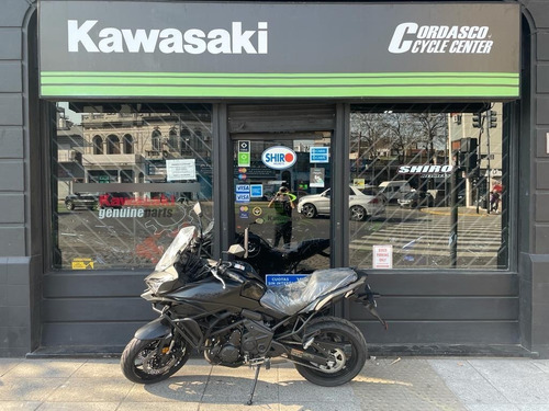 Imagen 8 de 16 de Kawasaki Versys 650 Abs 2023 Tablero Tft Cordasco