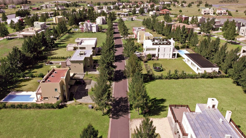 Imagen 11 de 11 de Venta De Lote Con Fondo A La Laguna, Principado San Vicente