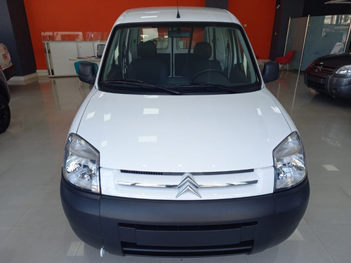 Imagen 18 de 20 de Citroën Berlingo Furgón Business Hdi