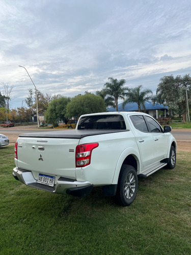 Mitsubishi L200 2.4 Di-d High Power 181cv Cuero