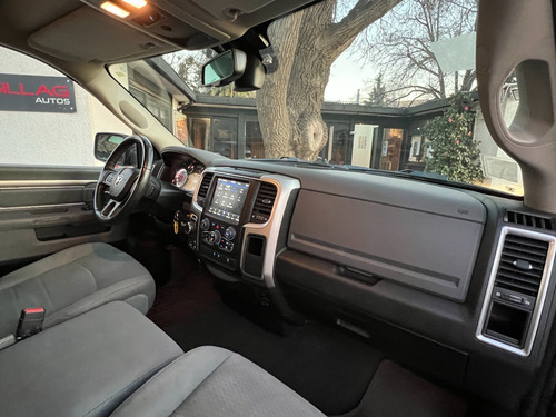 Imagen 22 de 25 de Ram 1500 Slt 4x4 2019 Unico Dueño Flamante
