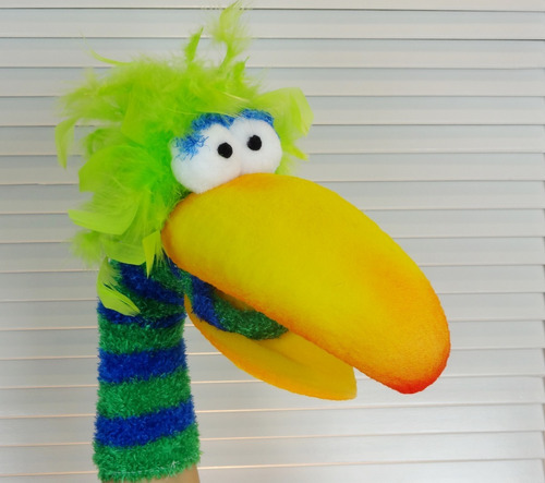 Títere Pajaro Verde. Sock Puppet. Calcetín Pelo De Pluma.