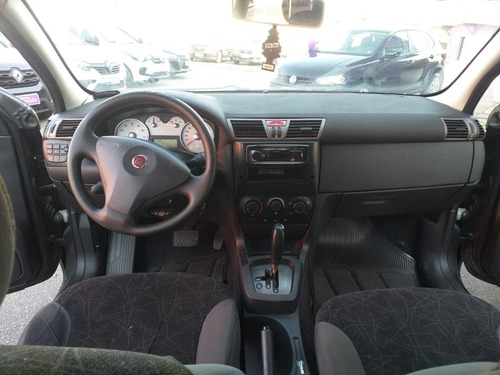 Imagem 6 de 8 de Fiat Stilo 1.8