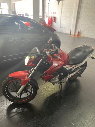 Imagem 2 de 9 de Honda Twister