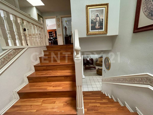 Casa En Venta En Haciendas Del Valle, Chihuahua