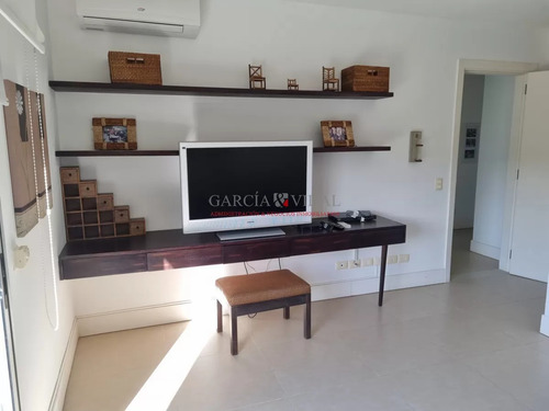 Imagen 13 de 22 de Venta Apartamento 3 Dormitorios Frente Al Mar