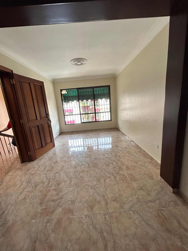 Vendo Apto 4to Piso Clásico Exclusiva Zona De Restauradores