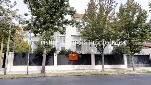 Recorrido Virtual Disponible - Casa - 9amb- Venta- La Lucila- Vicente Lopez