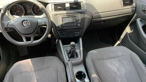 Imagen 14 de 14 de Volkswagen Jetta 2017 2.0 L4 Mt