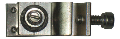 Grounding Lug Kit (1) Color Plateado Voltaje máximo del sistema 0mV