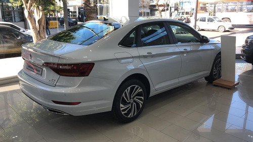 Volkswagen Vento 1.4 Highline 150cv At 0 Km 2021
