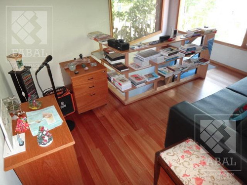 Casa Alquiler O Venta Santa Genoveva, 3 Dormitorios, 3 Baños, Quincho-garaje Y Jardín
