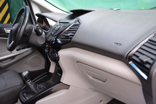 Imagen 10 de 25 de Ford Ecosport Titanium 1.6 2015 1° Dueño - Permuto
